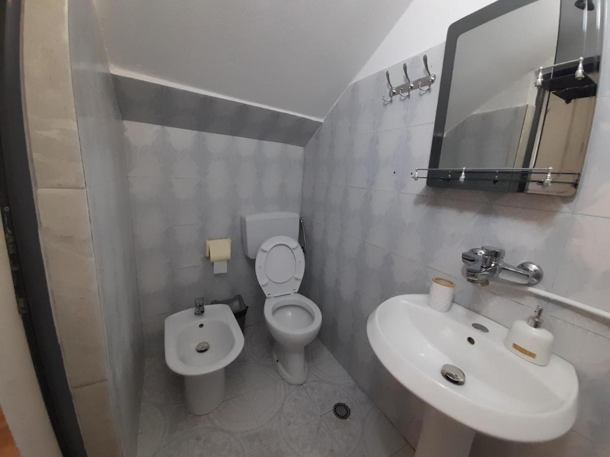 Villa Kurti Durres Exterior photo